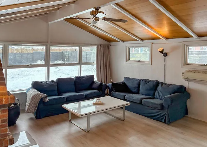 3 Bedroom Cozy In Feriehus Korsør
